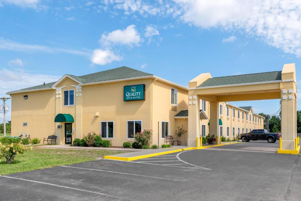 Quality Inn & Suites Brandenburg - Fort Knox